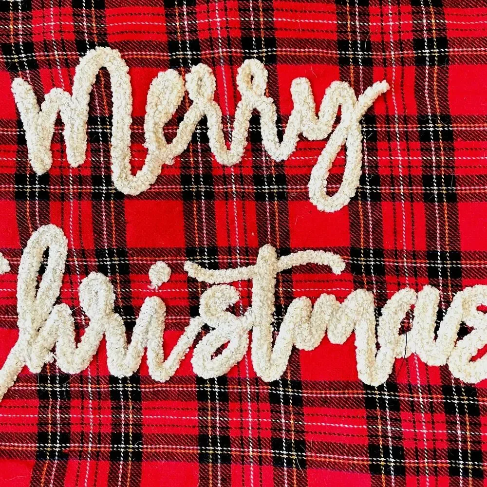 Tahari MERRY CHRISTMAS Red Tartan Plaid Placemats 15in Set of 4 Holiday New